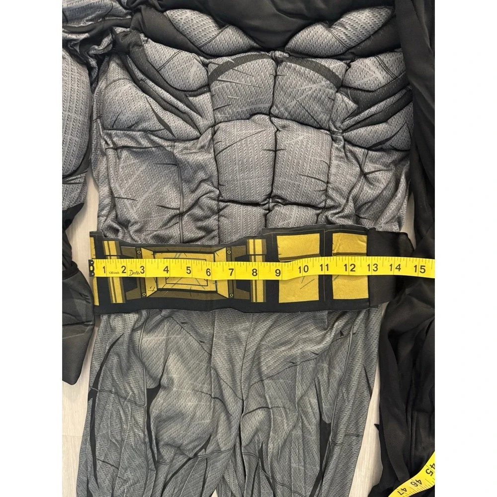 Deluxe Muscle Chest  Batman Child Halloween Costume size Large 12-14 Rubies